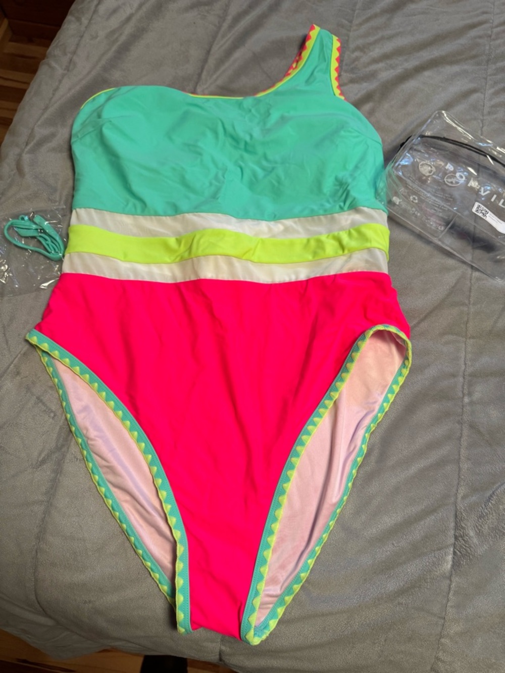 Colorblock One-Shoulder Women's One-Piece Swimsuit in Mint, Neon Pink & Lime